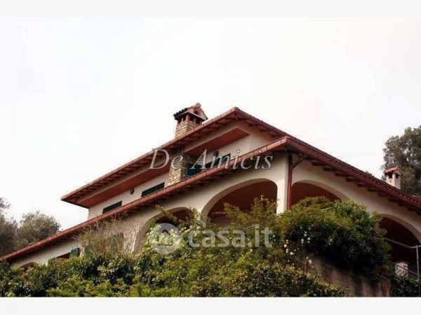 Villa in residenziale in Via Nappio