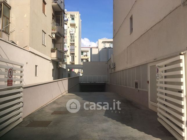 Box/posto auto in residenziale in Via Giovanni Laterza 85