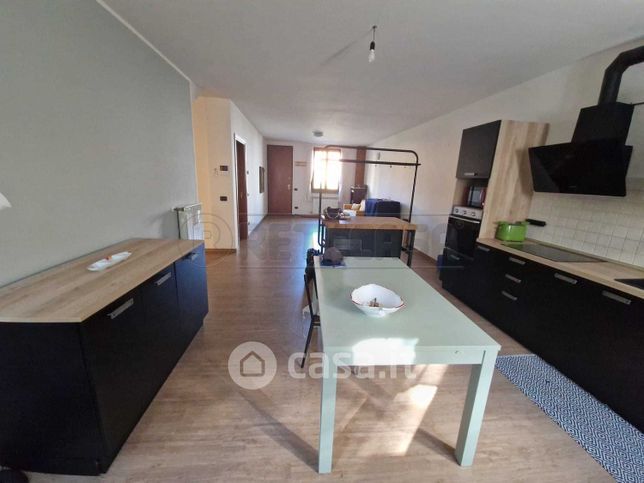 Villetta a schiera in residenziale in Via Lungastretta