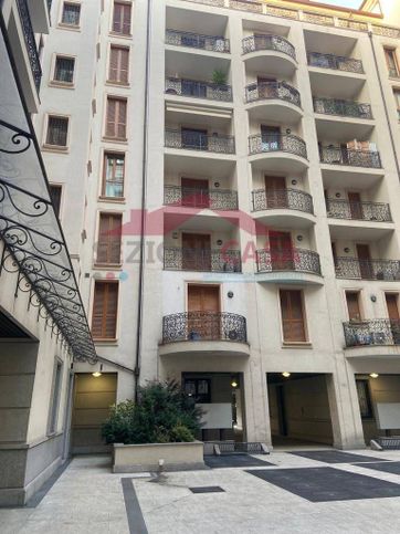 Box/posto auto in residenziale in Via Milano 3