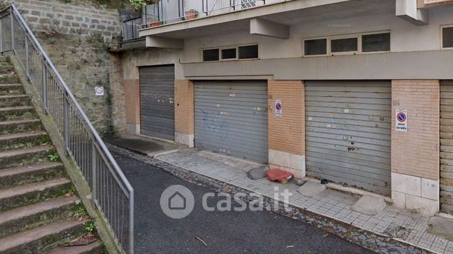 Garage/posto auto in residenziale in Via Francesco Palmieri