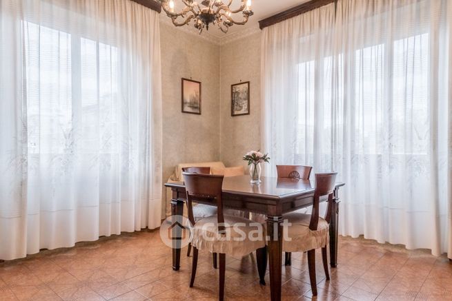 Appartamento in residenziale in Via delle Robinie 126