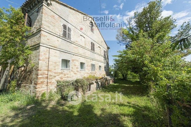 Rustico/casale in residenziale in 