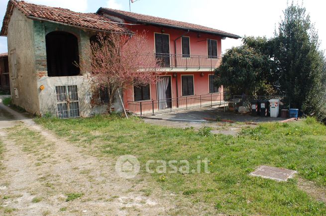 Villa in residenziale in Strada Provinciale 32b