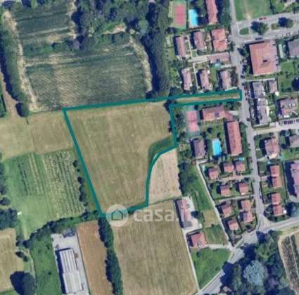 Terreno agricolo in commerciale in Via Enrico Riva