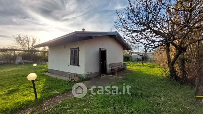 Casa indipendente in residenziale in Strada della Presciutta 39