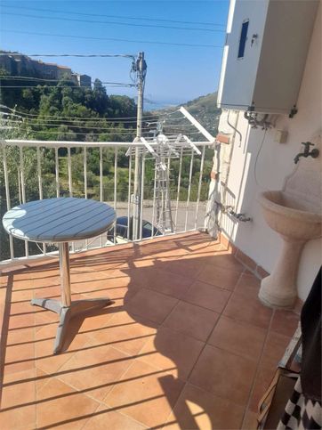 Casa indipendente in residenziale in