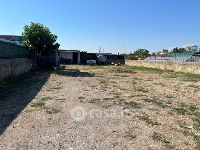 Terreno agricolo in commerciale in Via Napoli