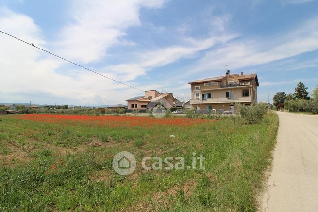 Terreno edificabile in residenziale in Traversa Parere