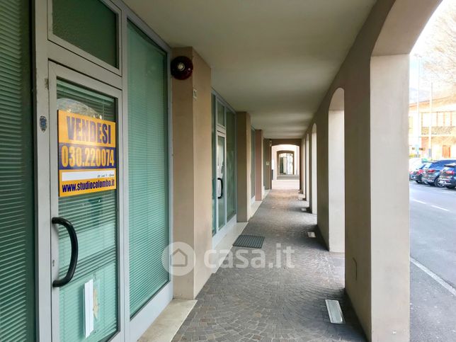 Ufficio in commerciale in Via Giuseppe Zanardelli 116