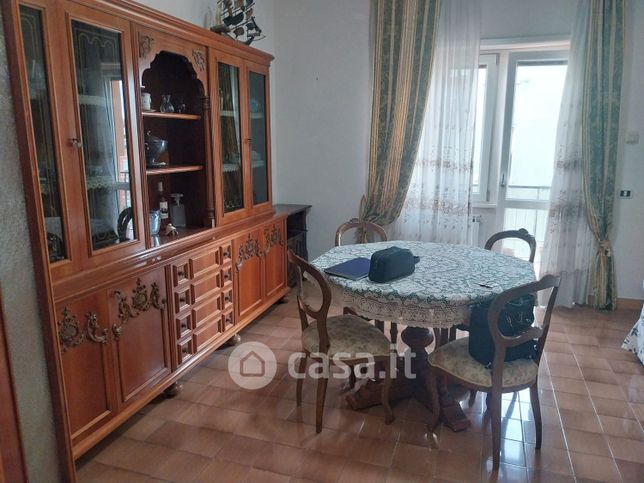 Appartamento in residenziale in Viale del Lavoro 13