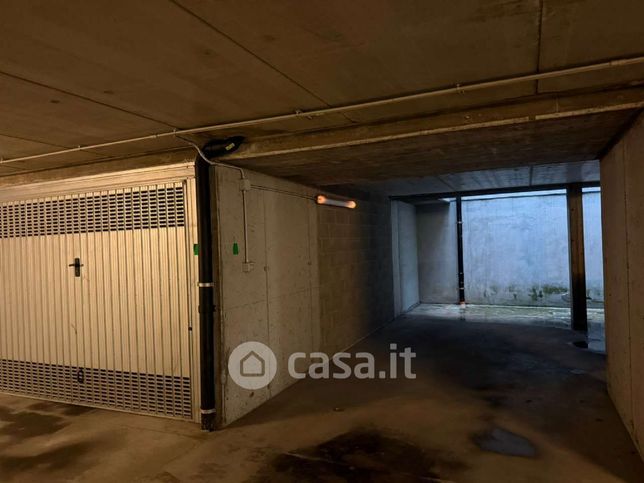 Garage/posto auto in residenziale in Via Benvenuto Cellini