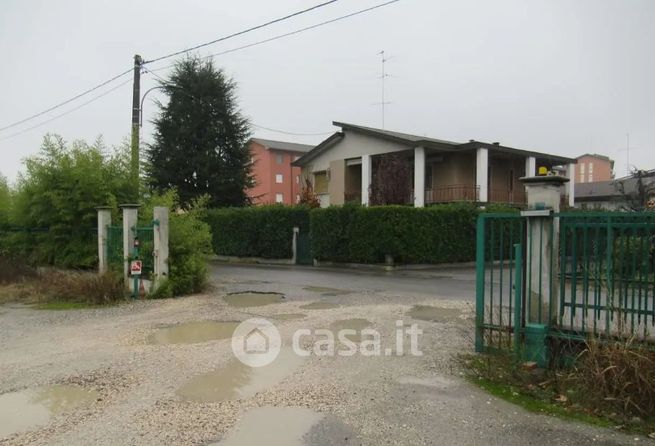 Terreno edificabile in residenziale in Via San Saluto 26
