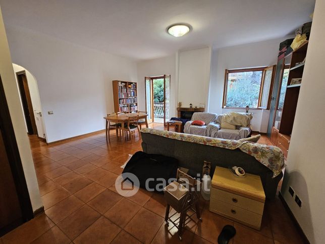 Appartamento in residenziale in Via Angelo Celli 18