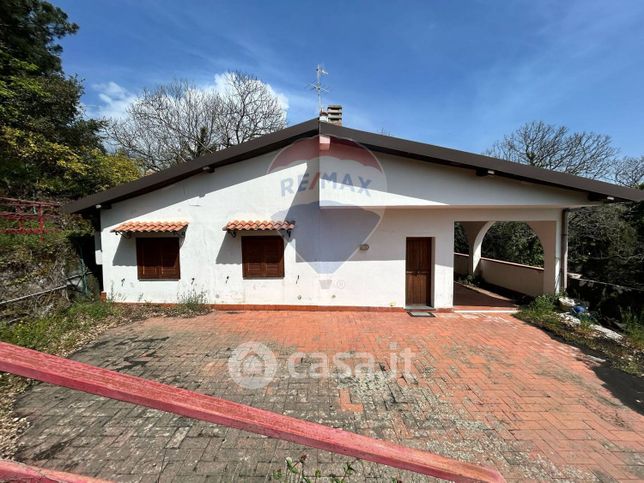 Villa in residenziale in Via Ronzini 123