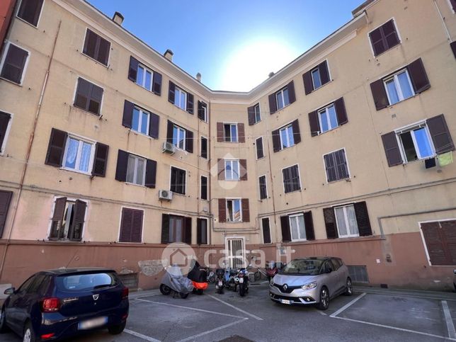Appartamento in residenziale in Via Vito Volterra 3