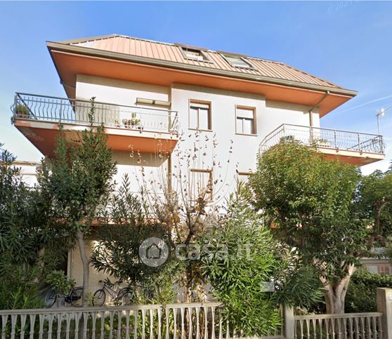 Appartamento in residenziale in Via Gaetano Donizetti 4