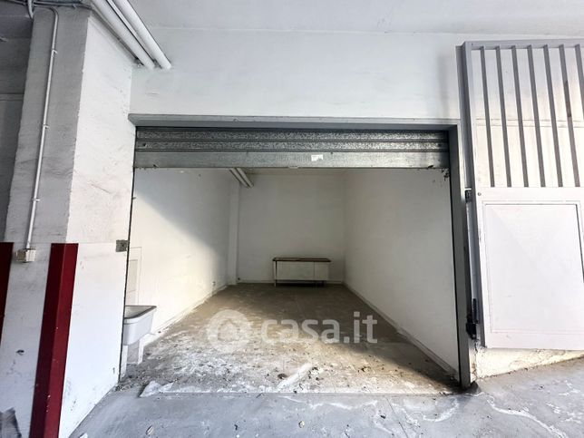 Garage/posto auto in residenziale in Via Vincenzo Marrone 33