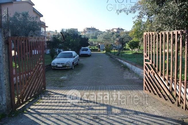 Terreno edificabile in residenziale in Via Madonna delle Grazie