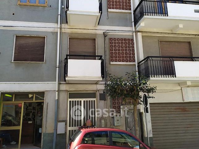 Appartamento in residenziale in Via Abate Sergio