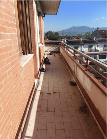 Appartamento in residenziale in Via San Cresci 195