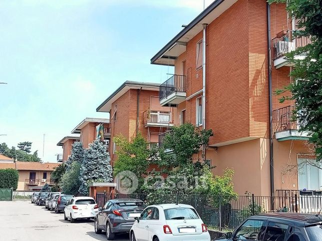 Appartamento in residenziale in Via Palli 8