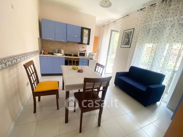 Appartamento in residenziale in Via Montello 4