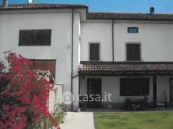 Casa bi/trifamiliare in residenziale in Via Giovanni Battista Bellocchio 64