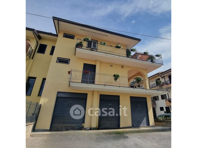 Appartamento in residenziale in Via Casavisciano