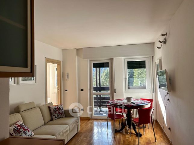 Appartamento in residenziale in Via Andossi 12