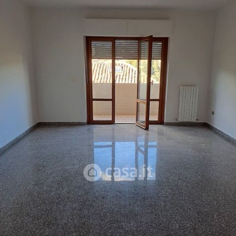 Appartamento in residenziale in Viale Treviri 93