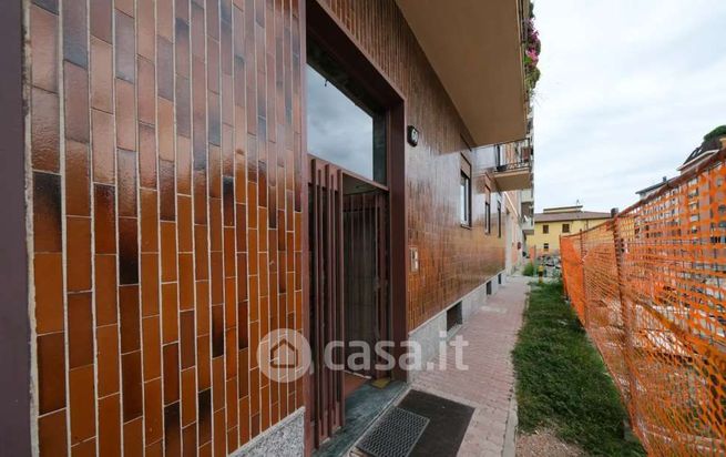 Ufficio in commerciale in Via Barnaba Oriani