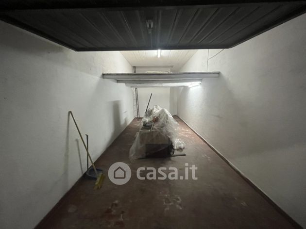 Box/posto auto in residenziale in Via Bartolomeo Gosio