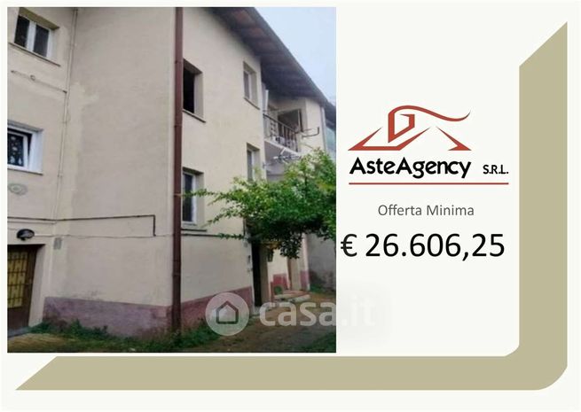 Appartamento in residenziale in Via Rossino Sotto 12