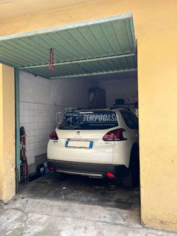 Garage/posto auto in residenziale in 