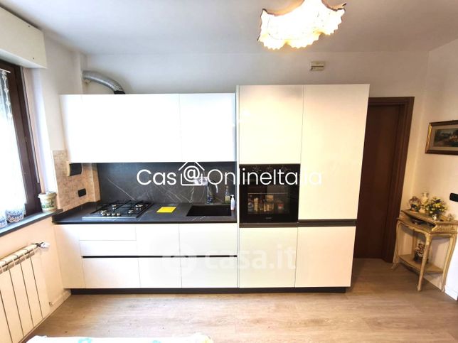 Appartamento in residenziale in Piazza Angiolo e Armando del Taglia 7