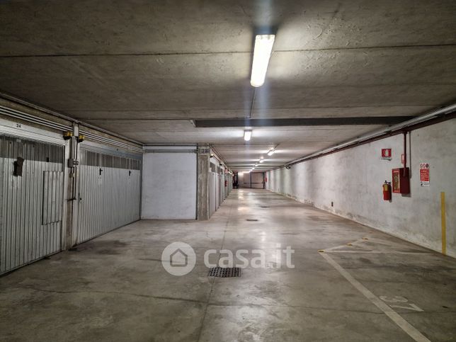 Garage/posto auto in residenziale in Via Antrodoco