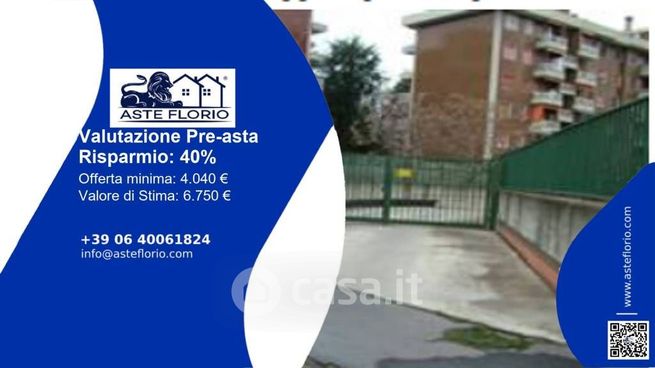 Box/posto auto in residenziale in Via Sandro Botticelli