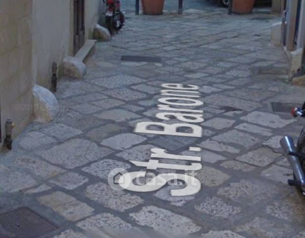 Box/posto auto in residenziale in Strada Barone