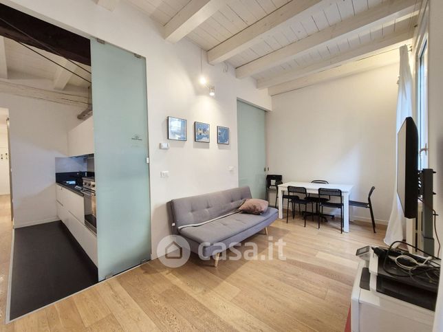 Appartamento in residenziale in Via Centotrecento 26