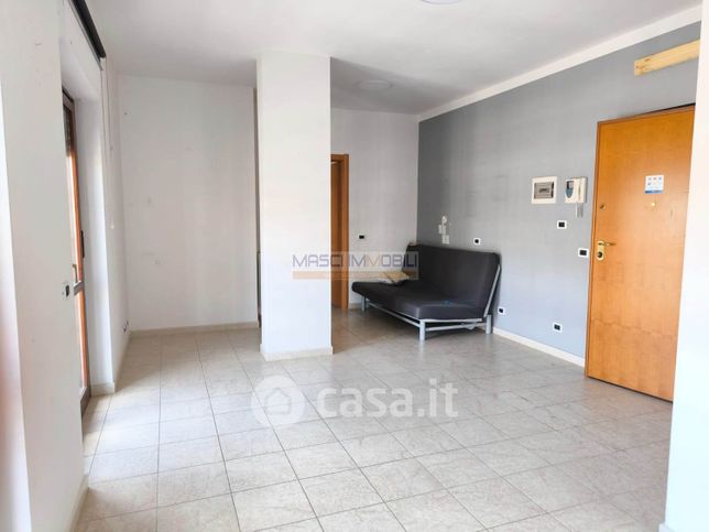 Ufficio in commerciale in 