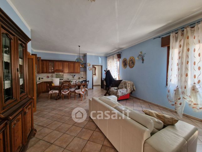 Villetta a schiera in residenziale in