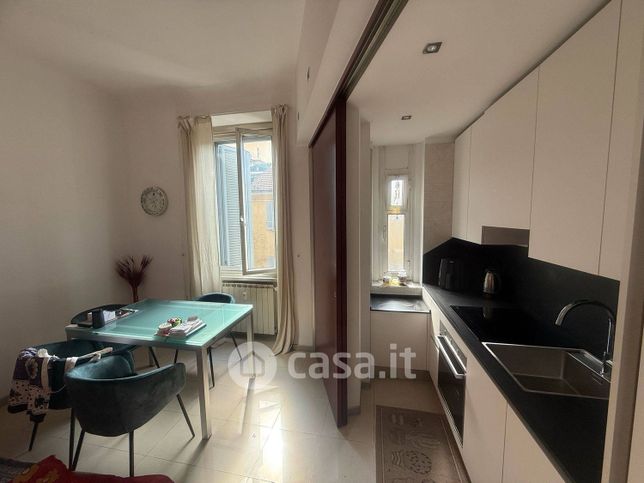 Appartamento in residenziale in Via Castel Morrone 1