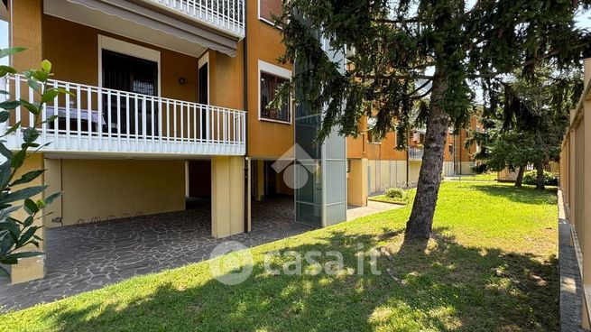 Appartamento in residenziale in Via dei Campi 3