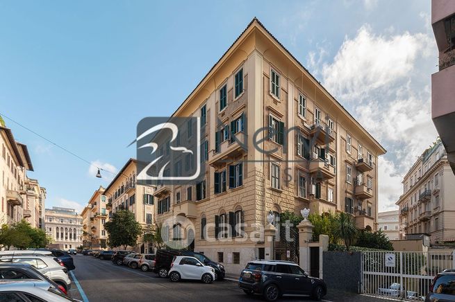 Ufficio in commerciale in Via Claudio Monteverdi