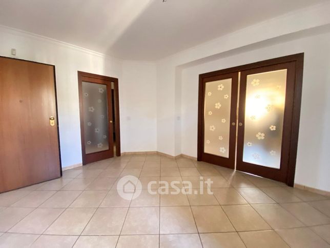 Appartamento in residenziale in Via M. Gangemi 7