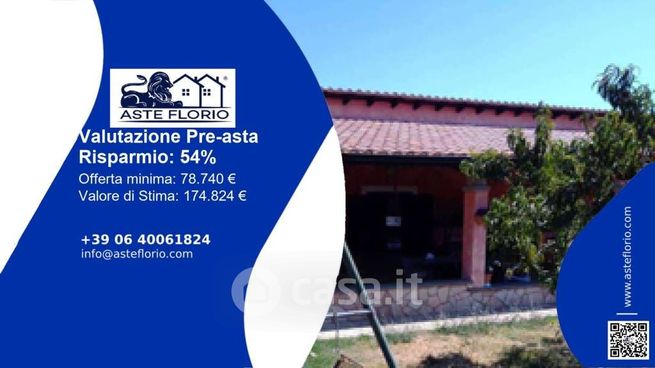 Villa in residenziale in Via dell'Isolotto 12