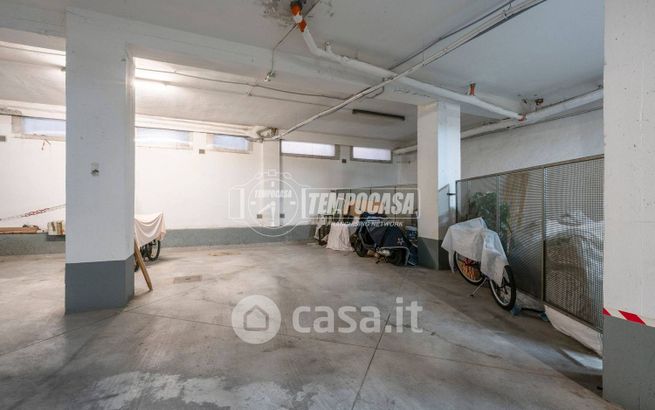 Box/posto auto in residenziale in Via D'Annunzio 35
