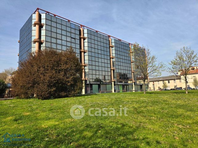 Ufficio in commerciale in Via G. Matteotti 9