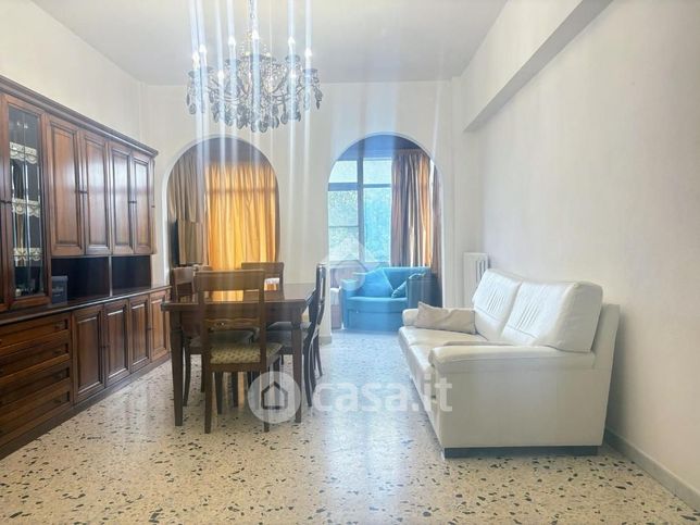 Appartamento in residenziale in Via della Serenella 19